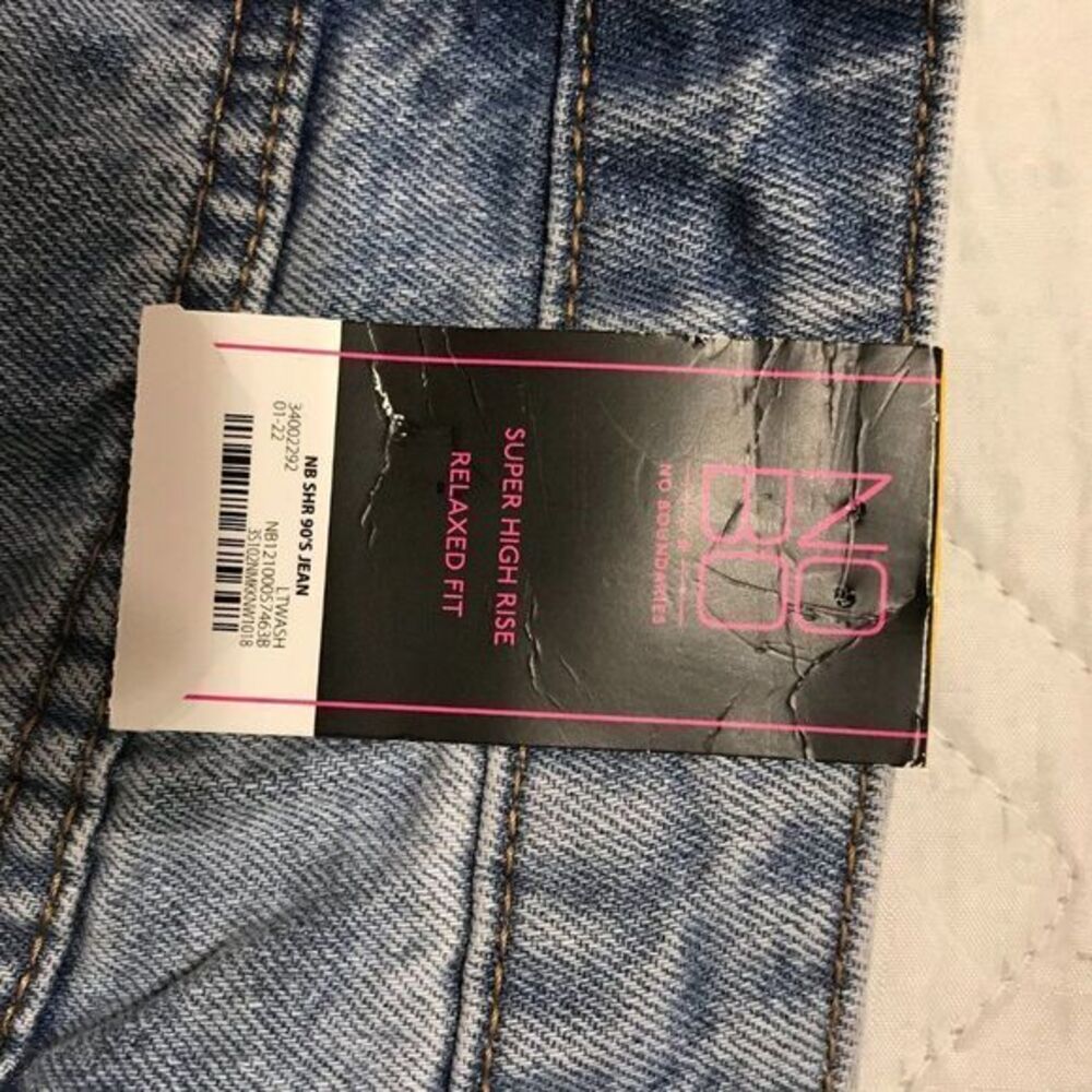 No Boundaries Super High Rise Straight distrerssed jeans size 13 nwt - Picture 6 of 7